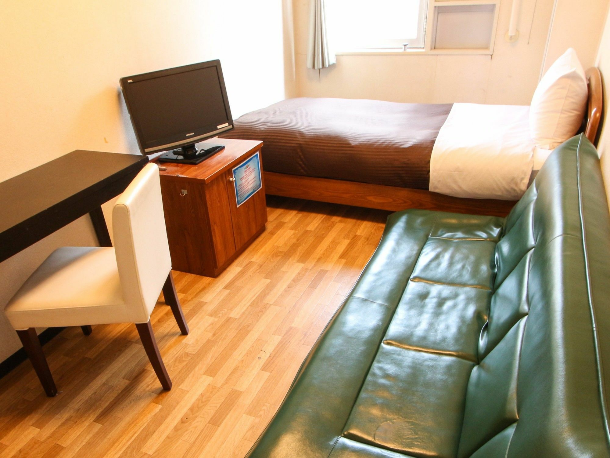 Hotel Livemax Budget Kawasaki Ekimae Exteriör bild