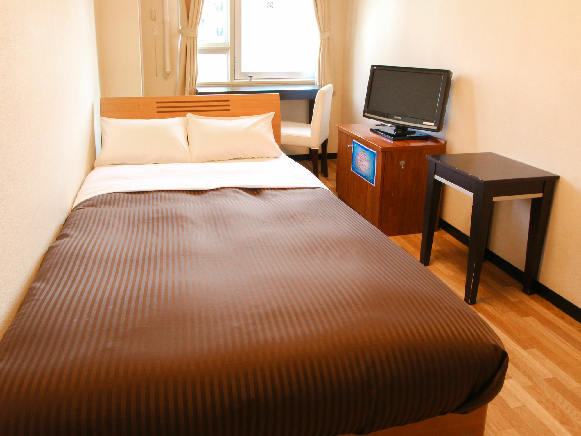 Hotel Livemax Budget Kawasaki Ekimae Exteriör bild
